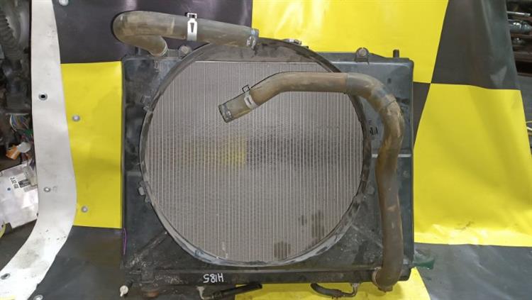 Радиатор основной Мицубиси Паджеро в Гудермесе 105204